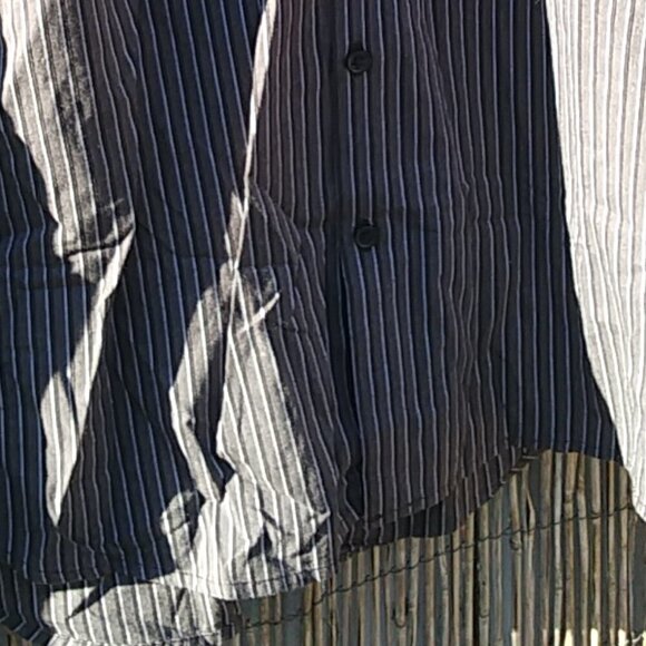 Kenneth Cole Men's Gray Black White Thin Striped Button Down - L - Picture 5 of 11